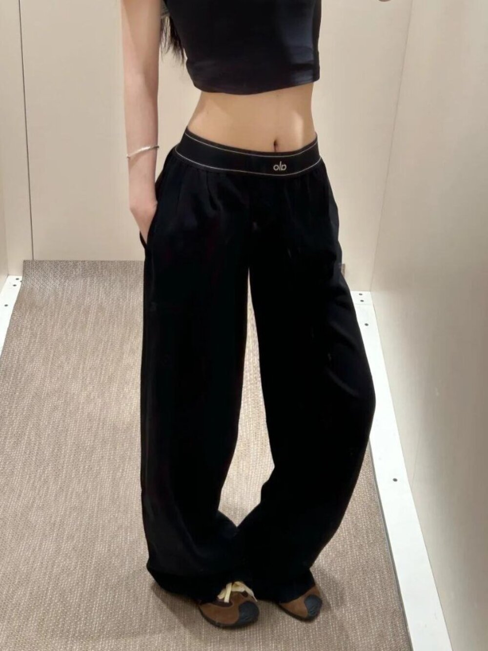 👼NWT ALO Yoga Black Wide Leg Suit Up Trouser 30 Inch Inseam